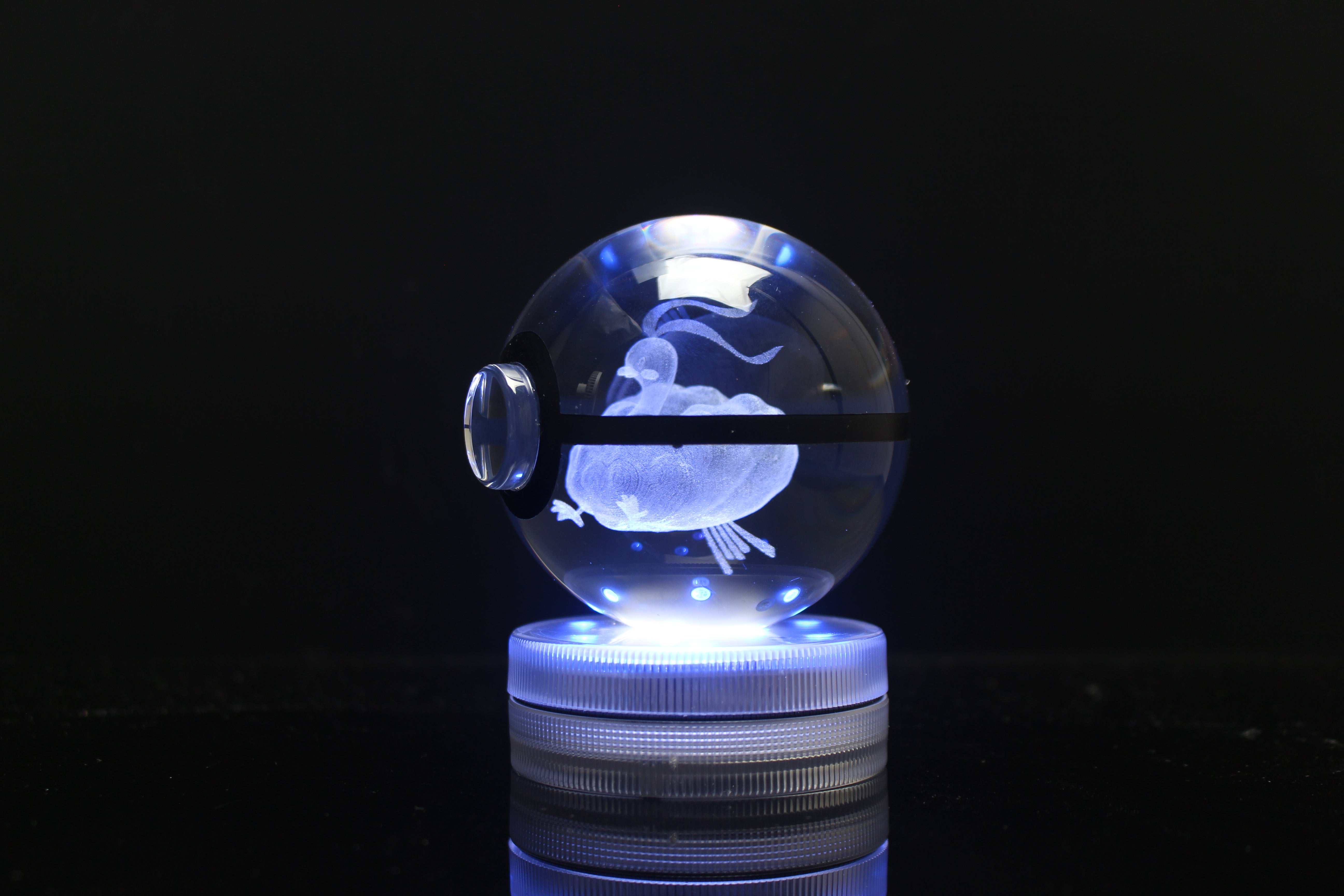 Altaria Crystal Pokeball