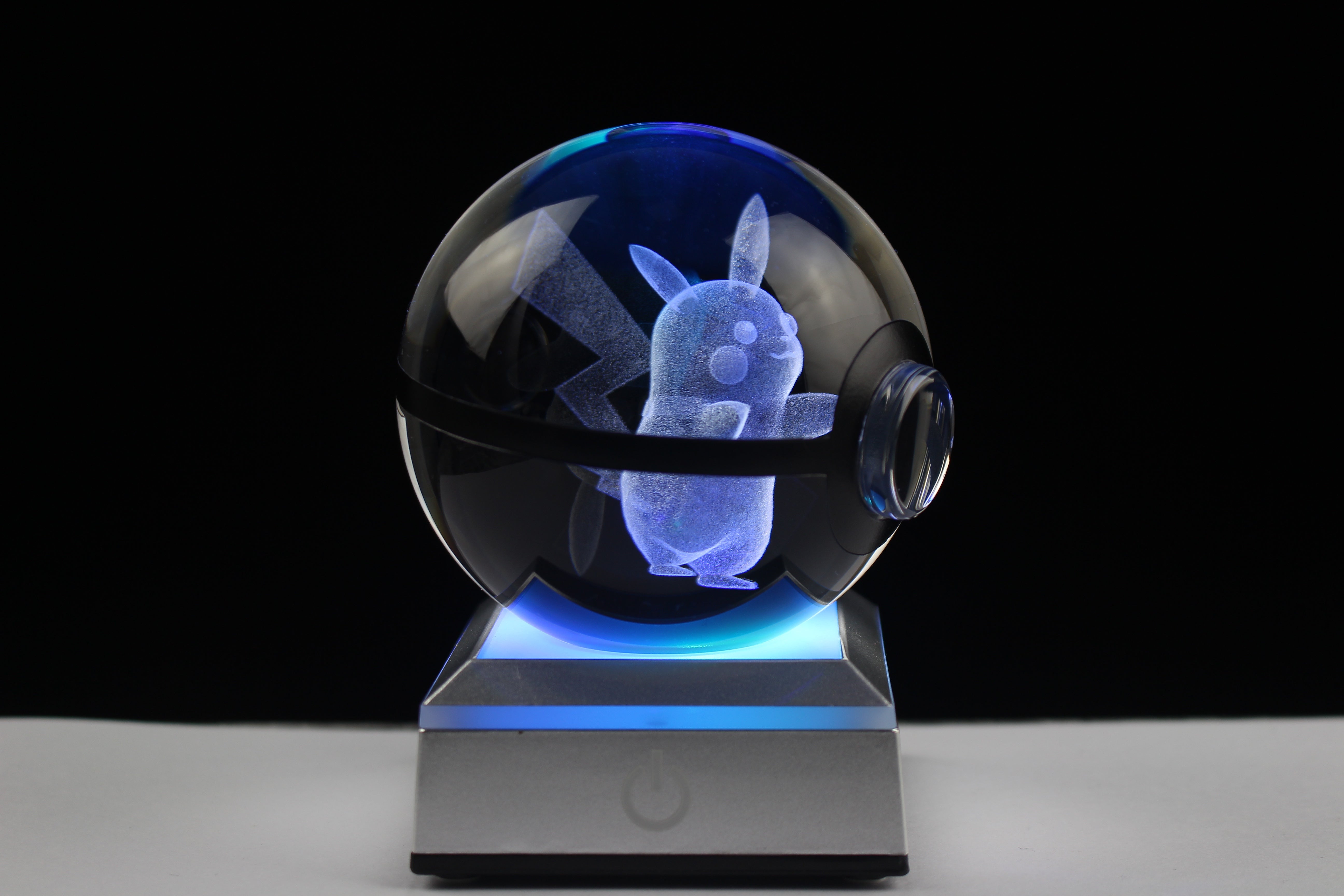 Pikachu Crystal Pokeball