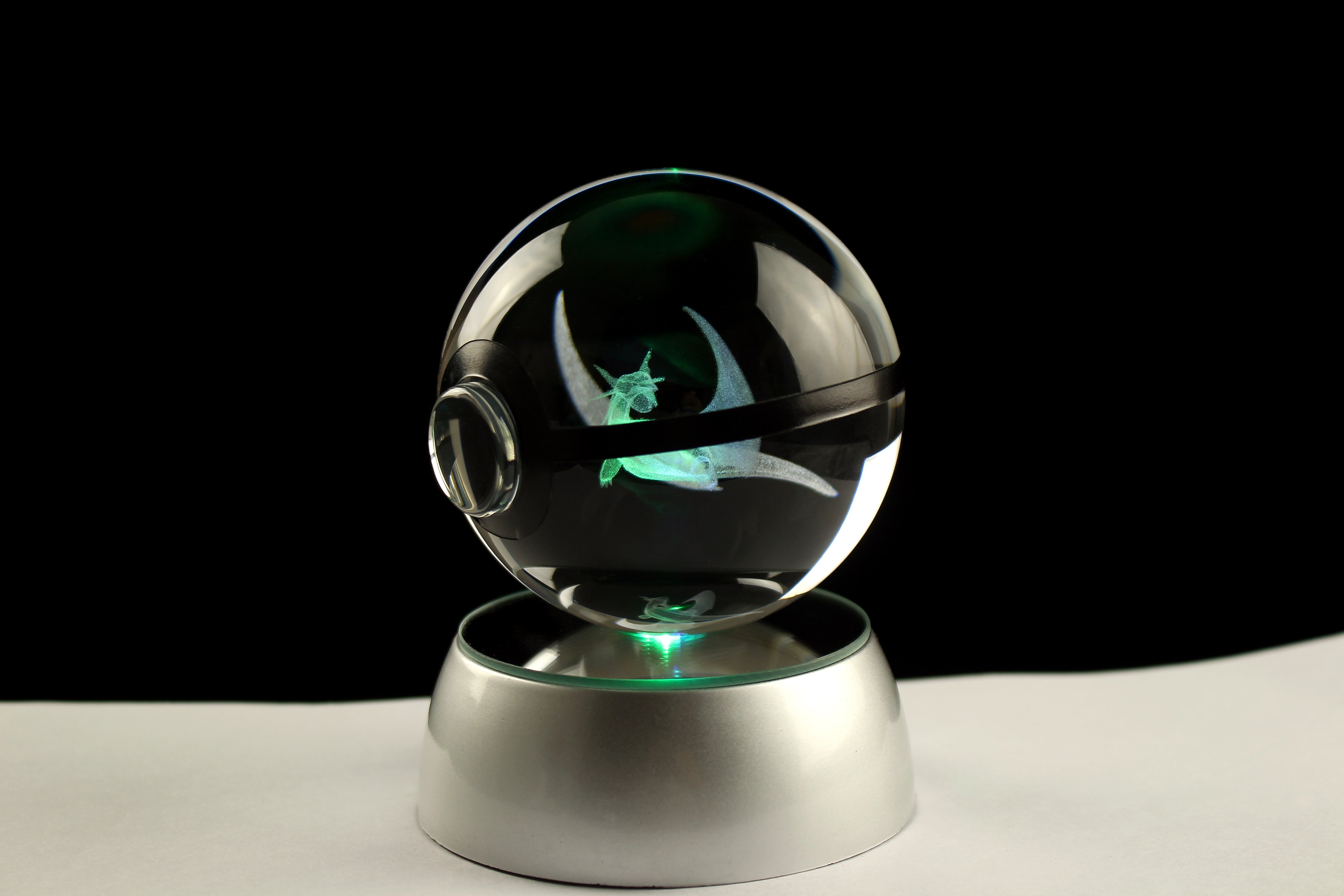 Mega Salamence Crystal Pokeball