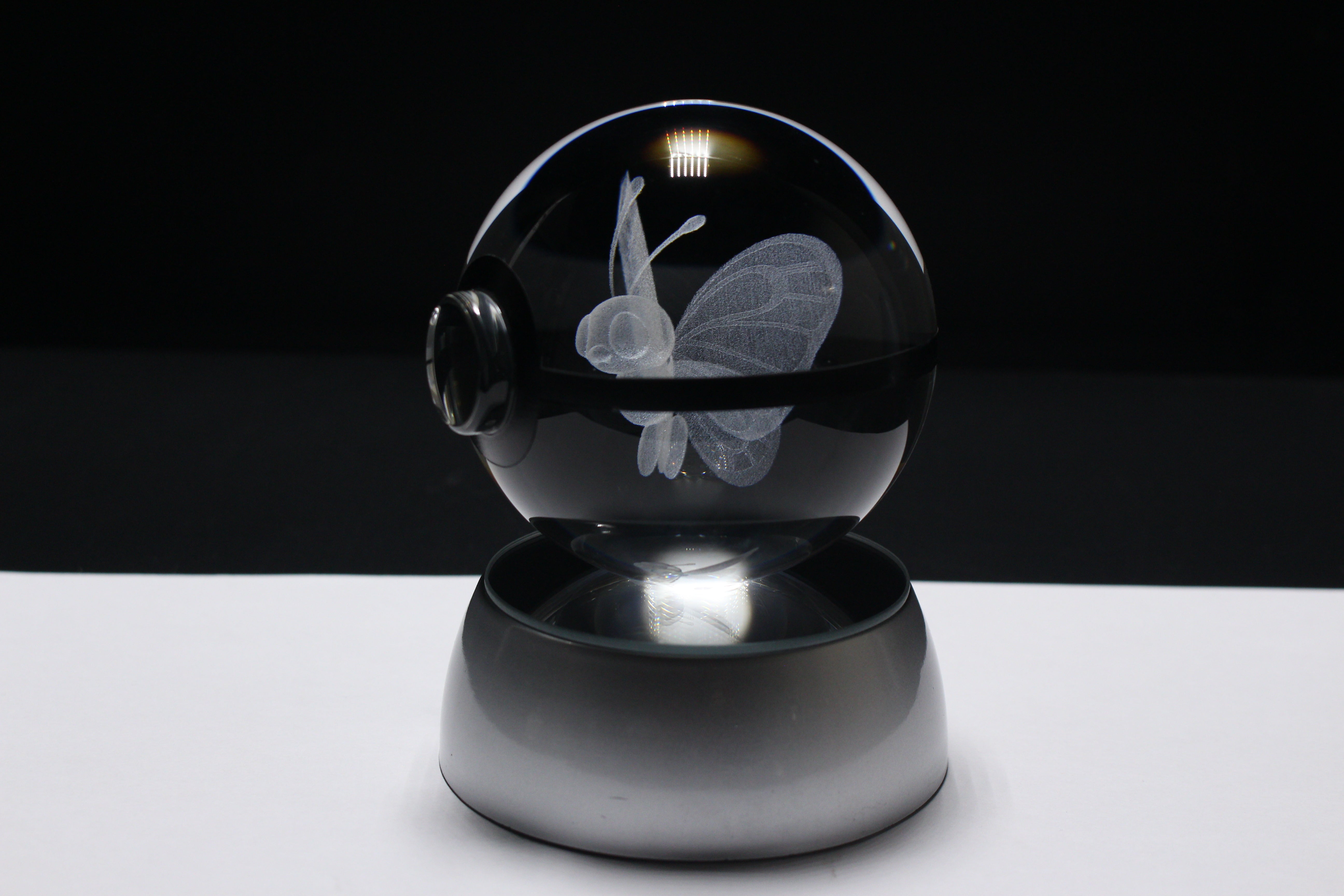 Buterfree Crystal Pokeball