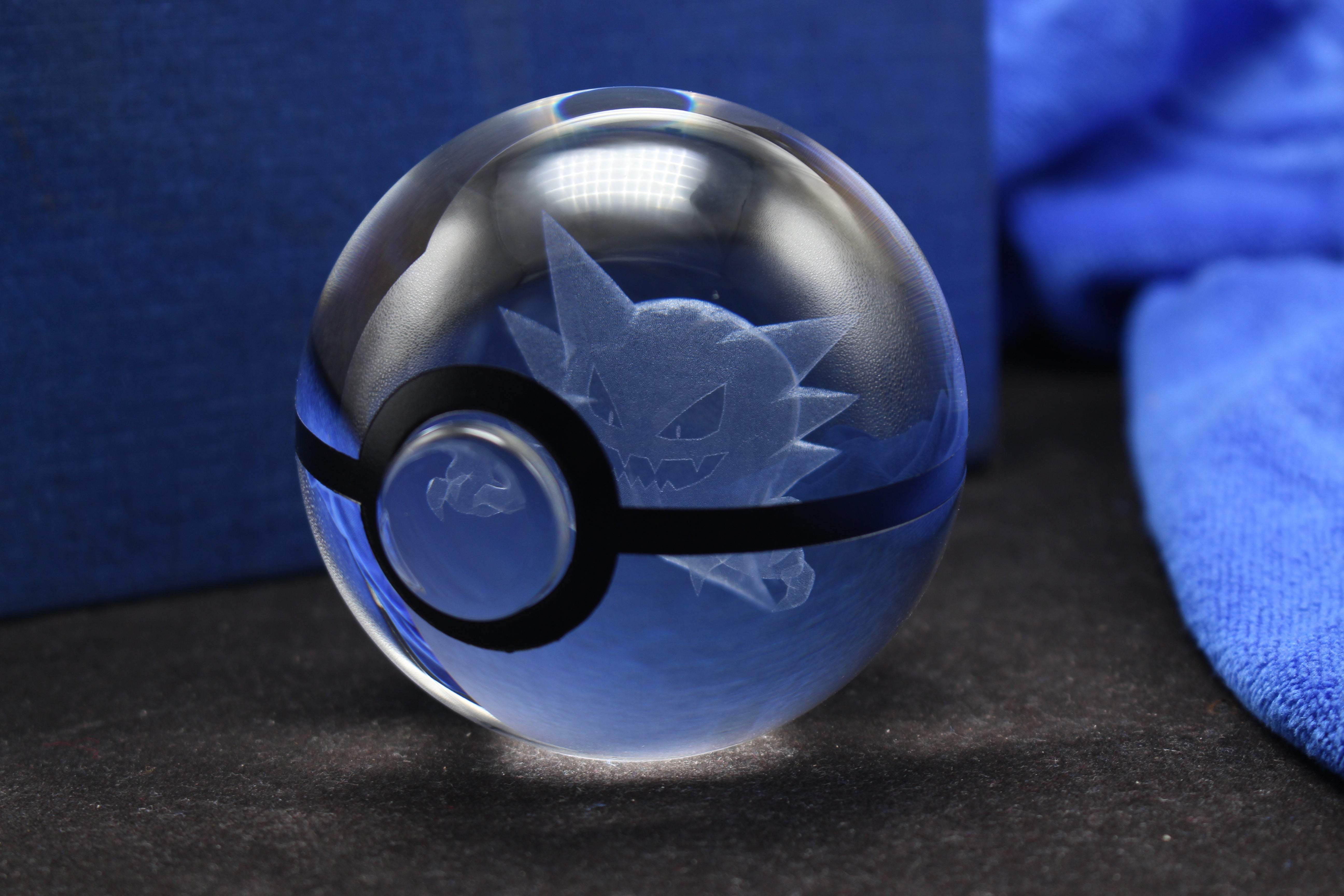 Haunter Crystal Pokeball