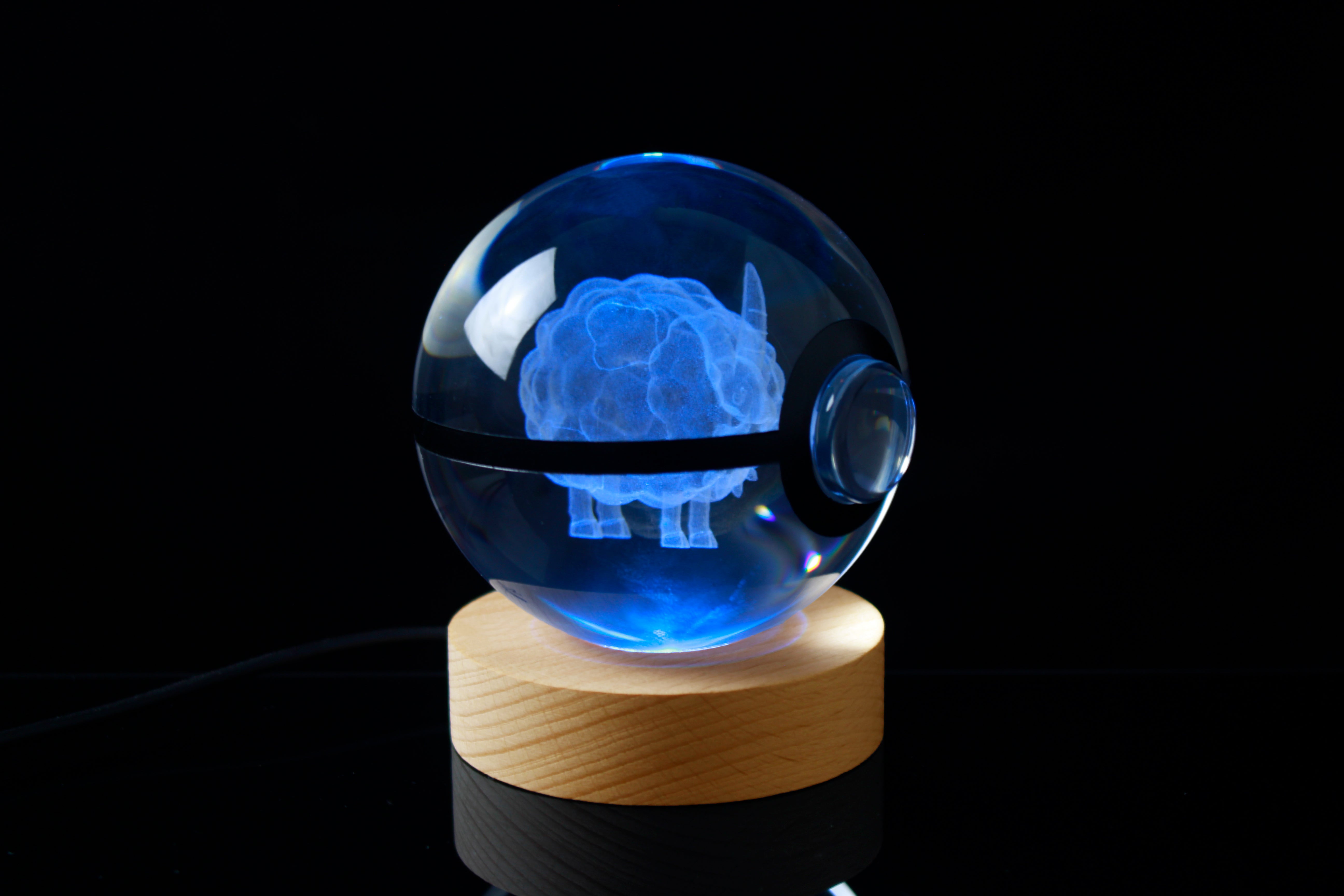 Dubwool Crystal Pokeball