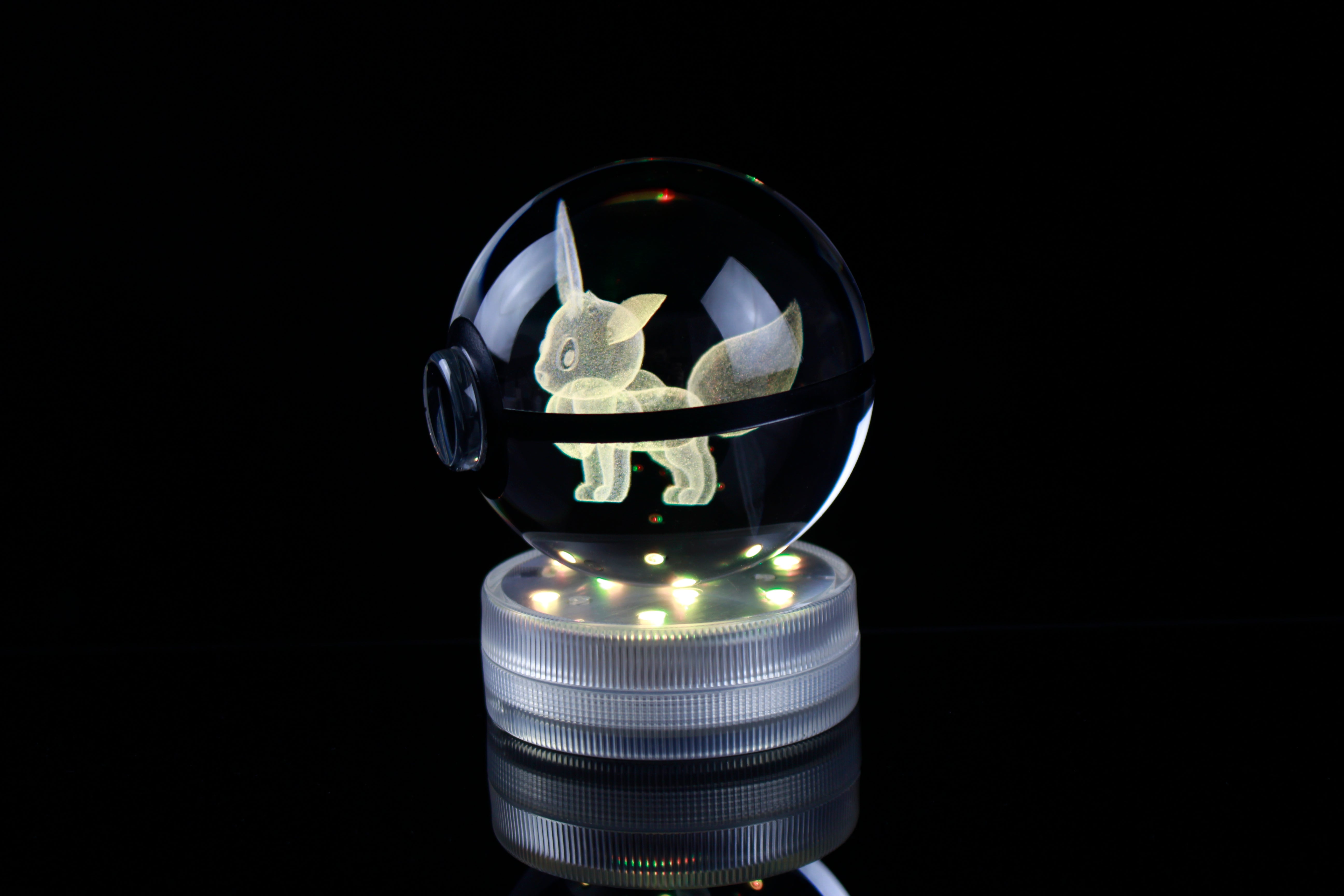 Eevee Crystal Pokeball