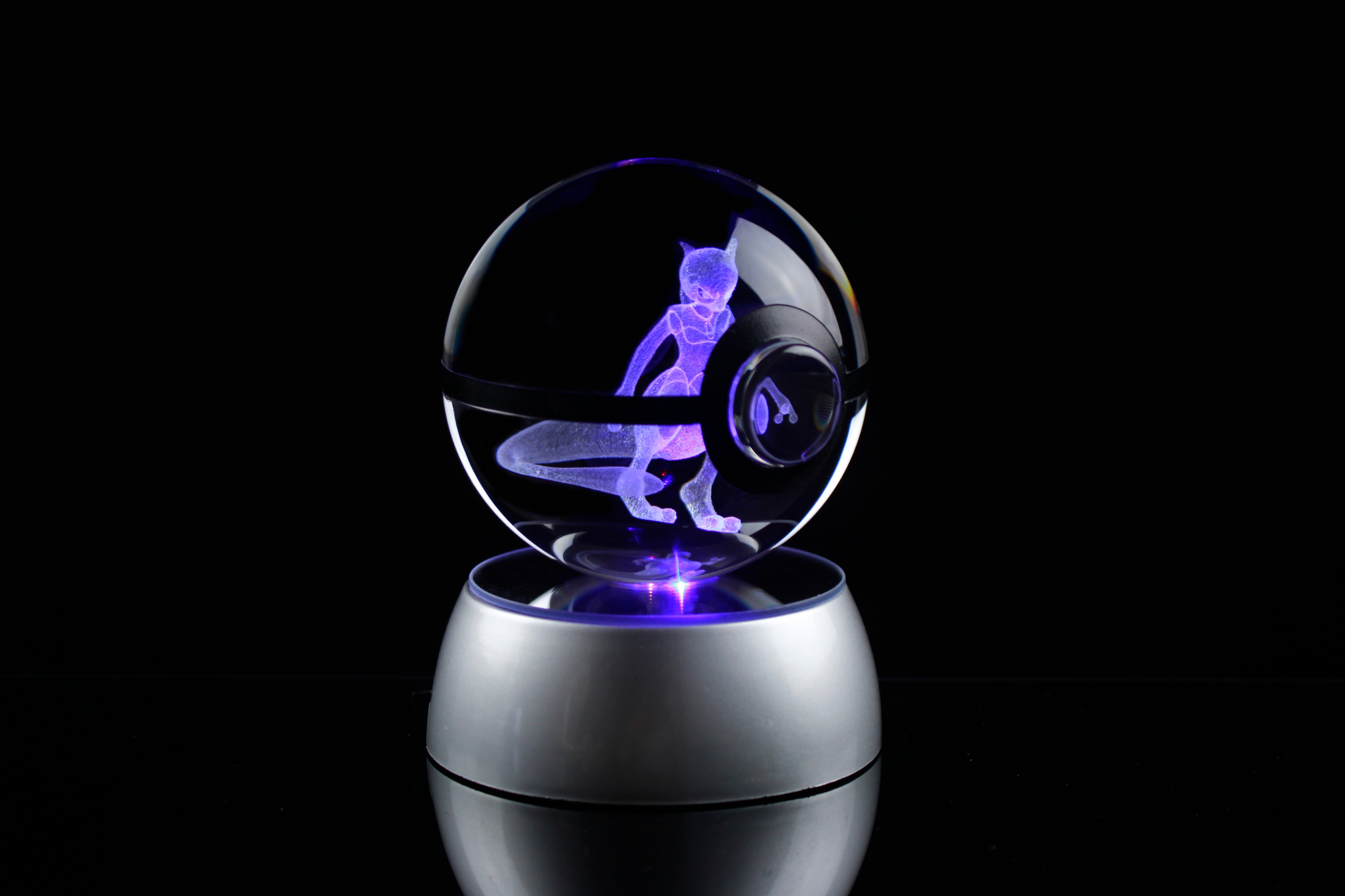 Mewtwo Crystal Pokeball