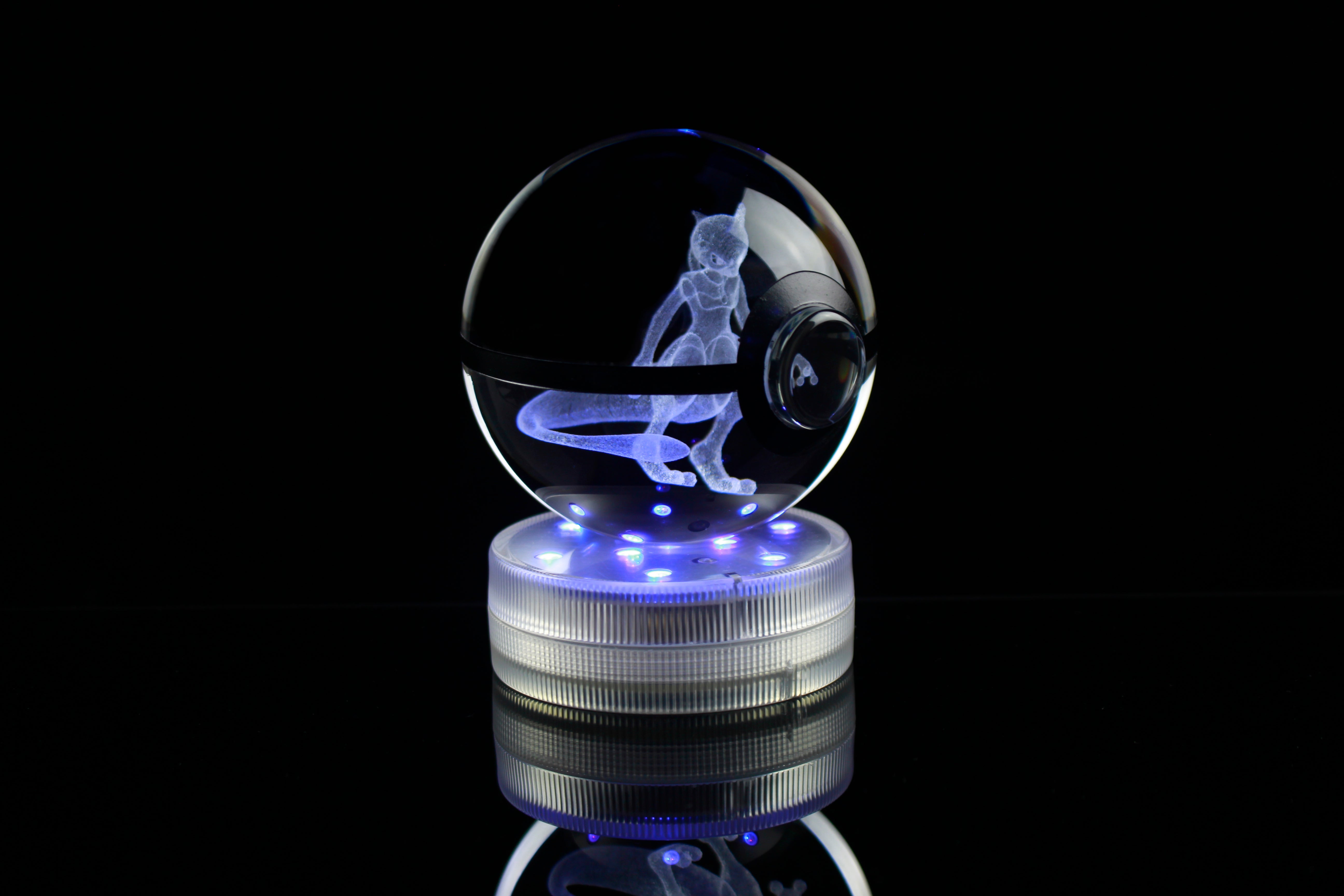 Mewtwo Crystal Pokeball