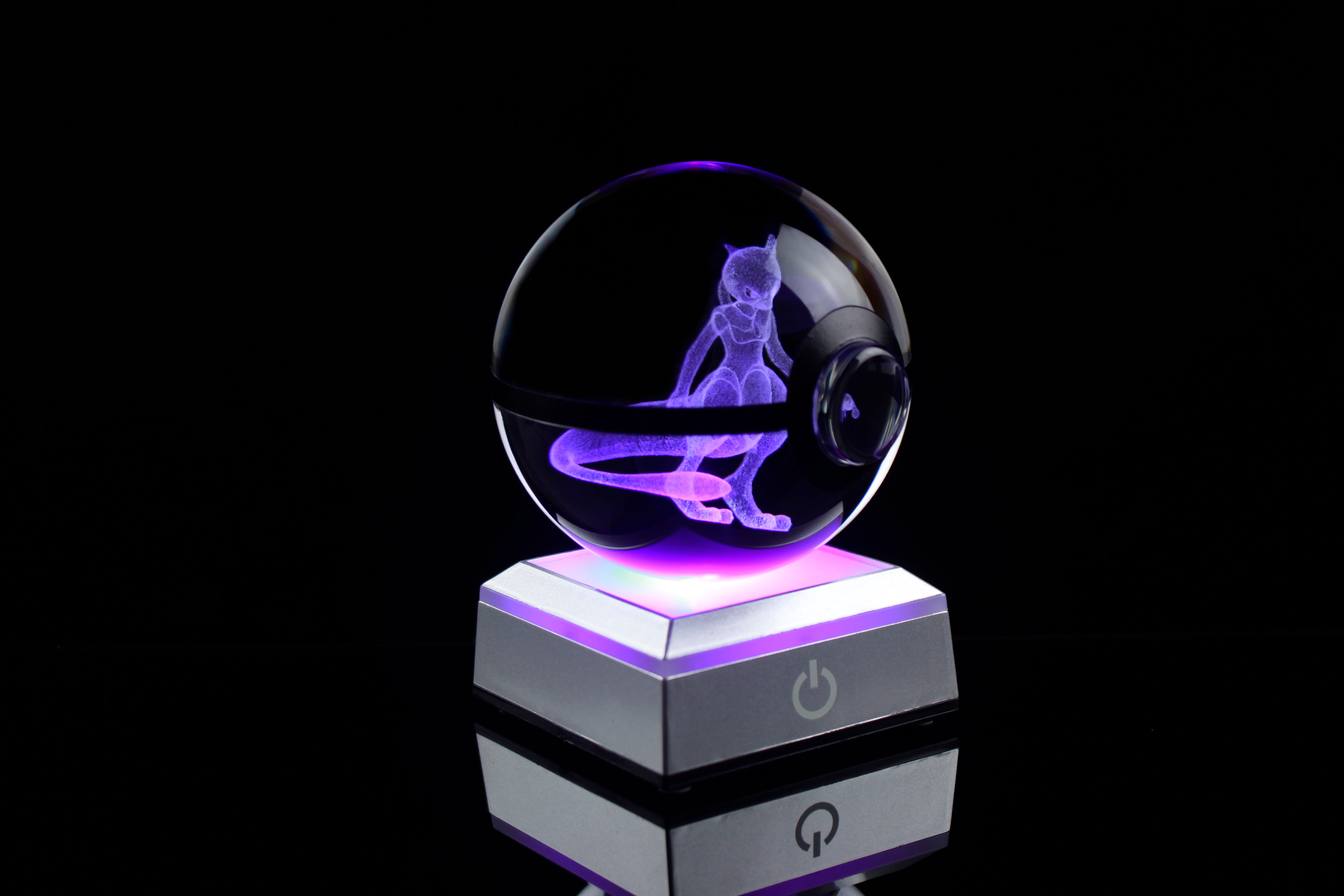 Mewtwo Crystal Pokeball