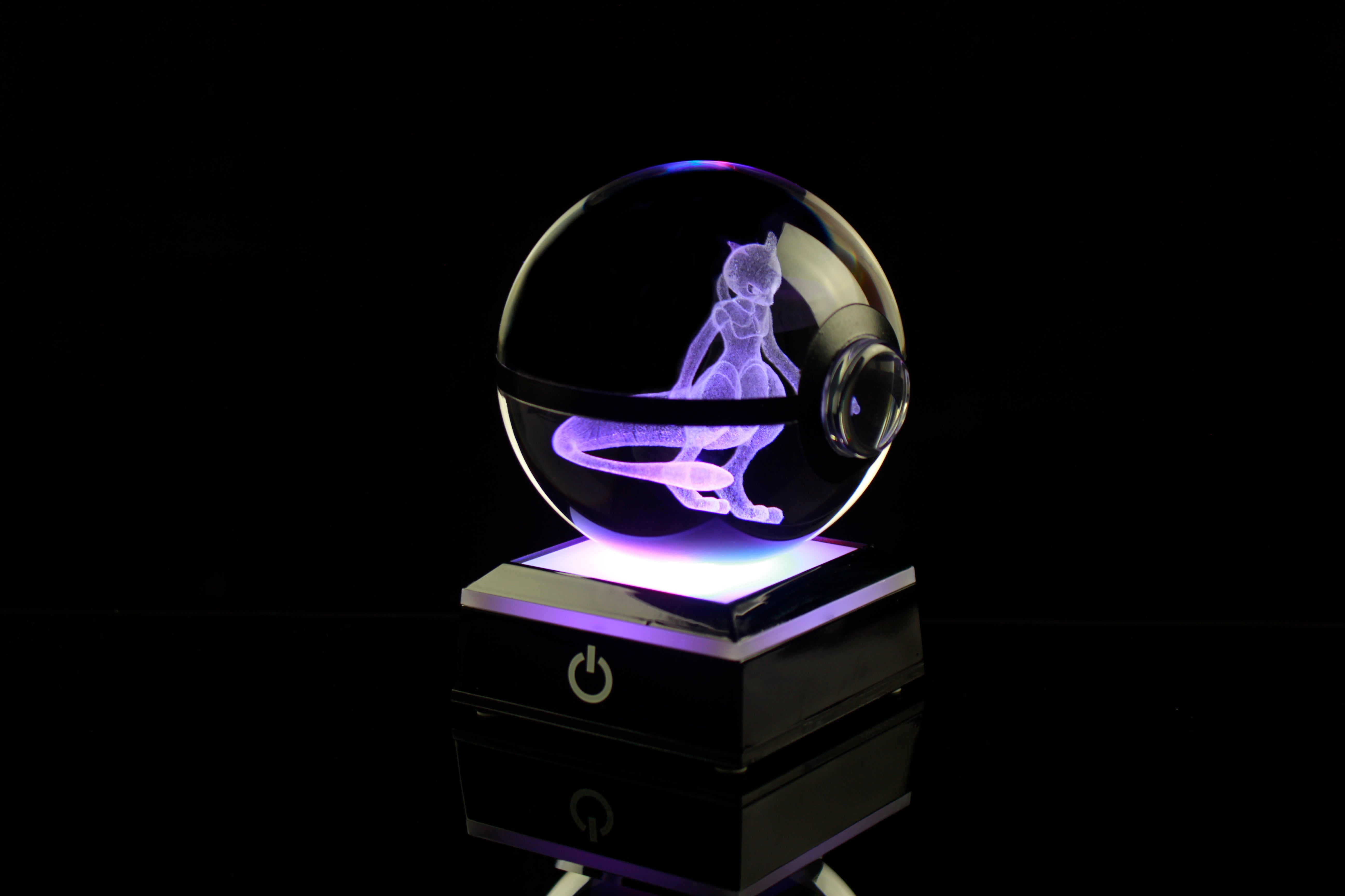 Mewtwo Crystal Pokeball