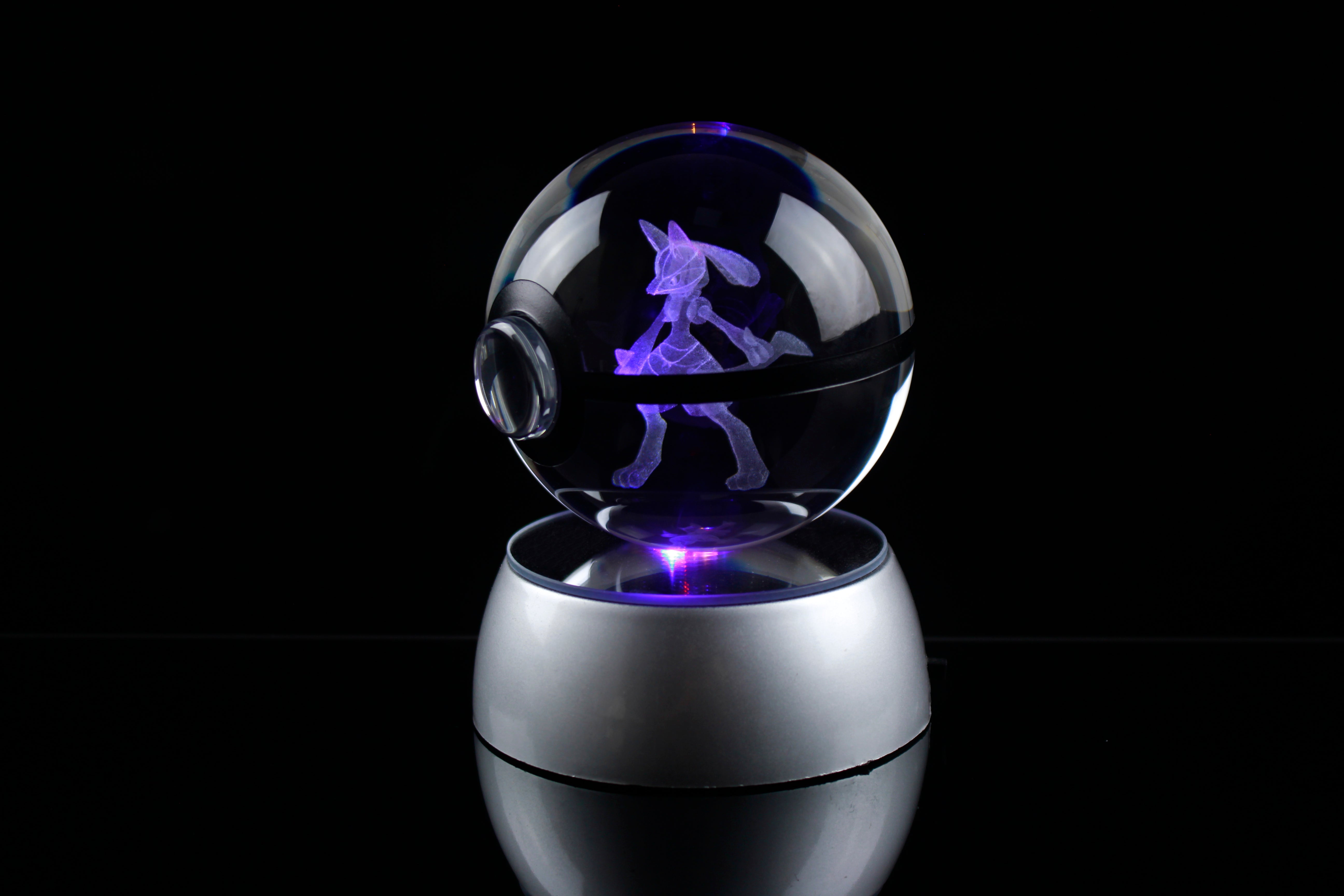 Lucario Crystal Pokeball