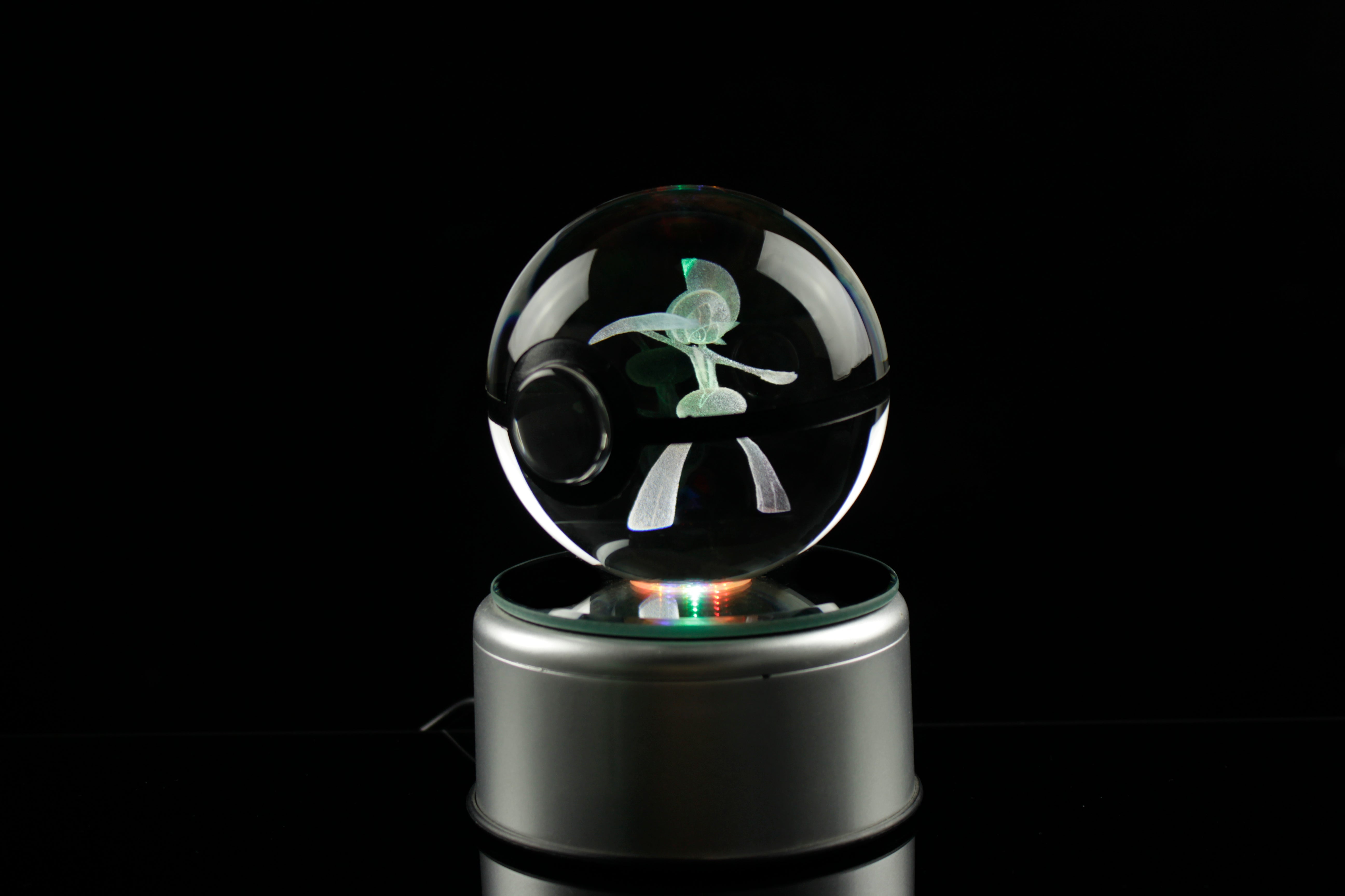 Gallade Crystal Pokeball