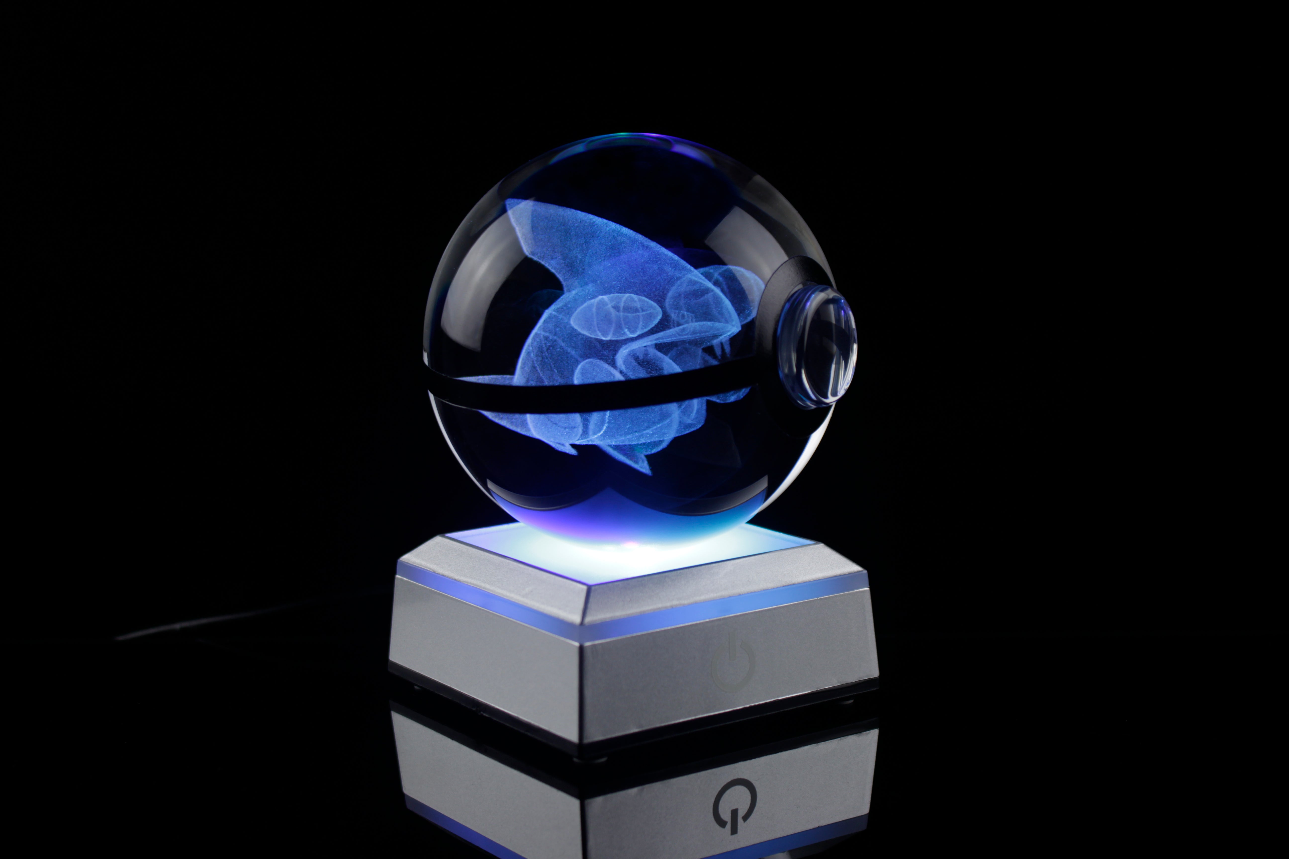 Gible Crystal Pokeball