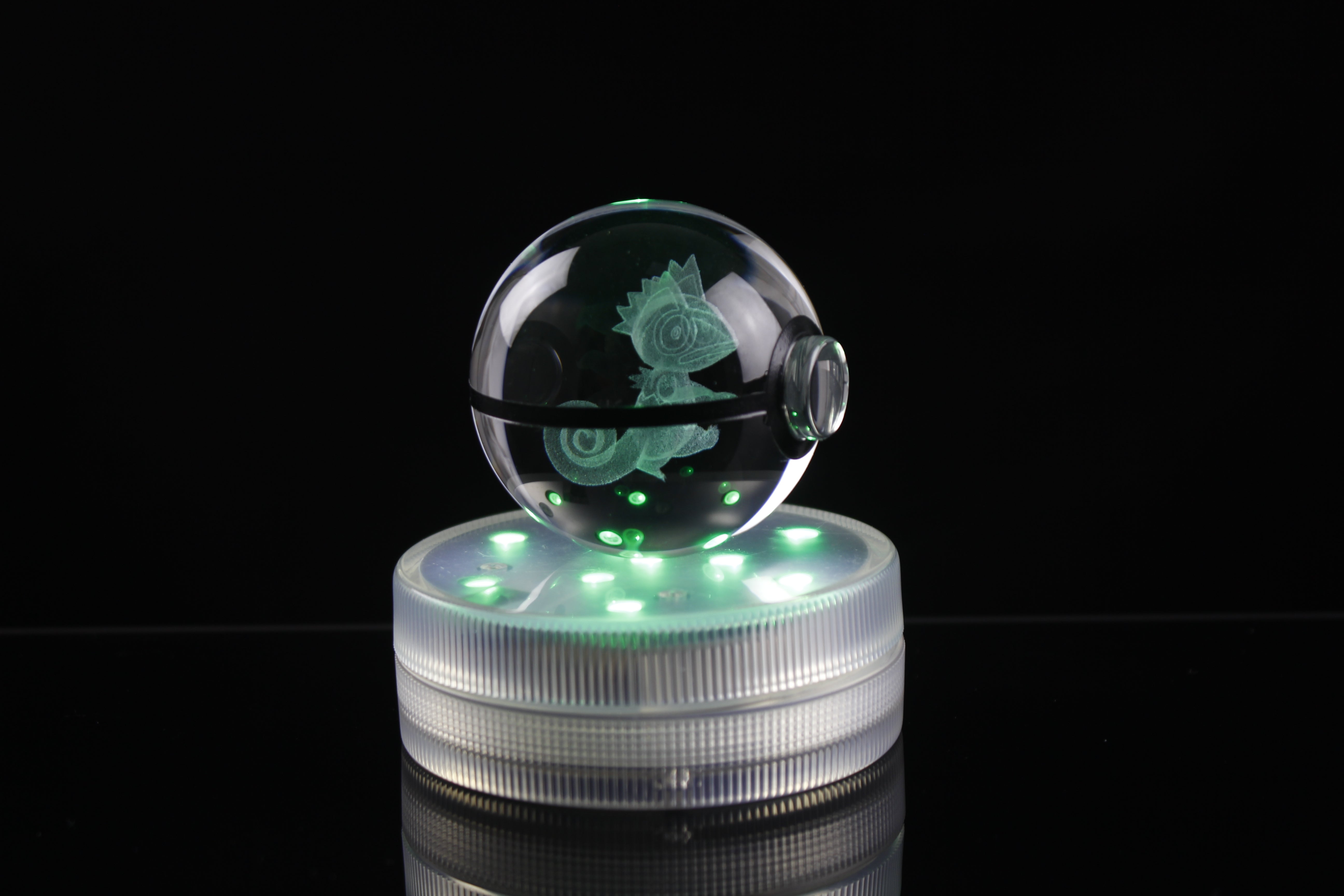 Keclon Crystal Pokeball