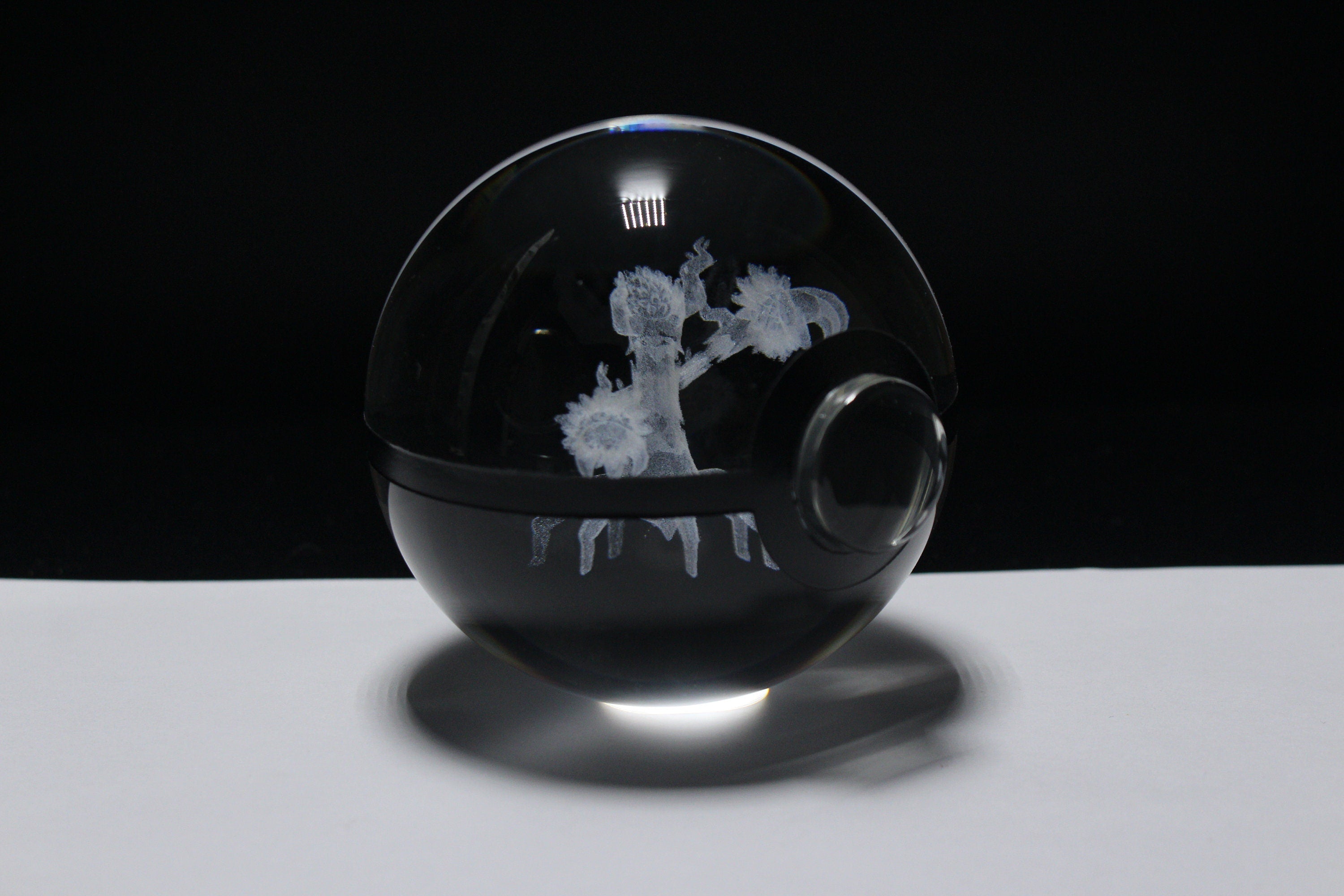 Trevenant Crystal Pokeball