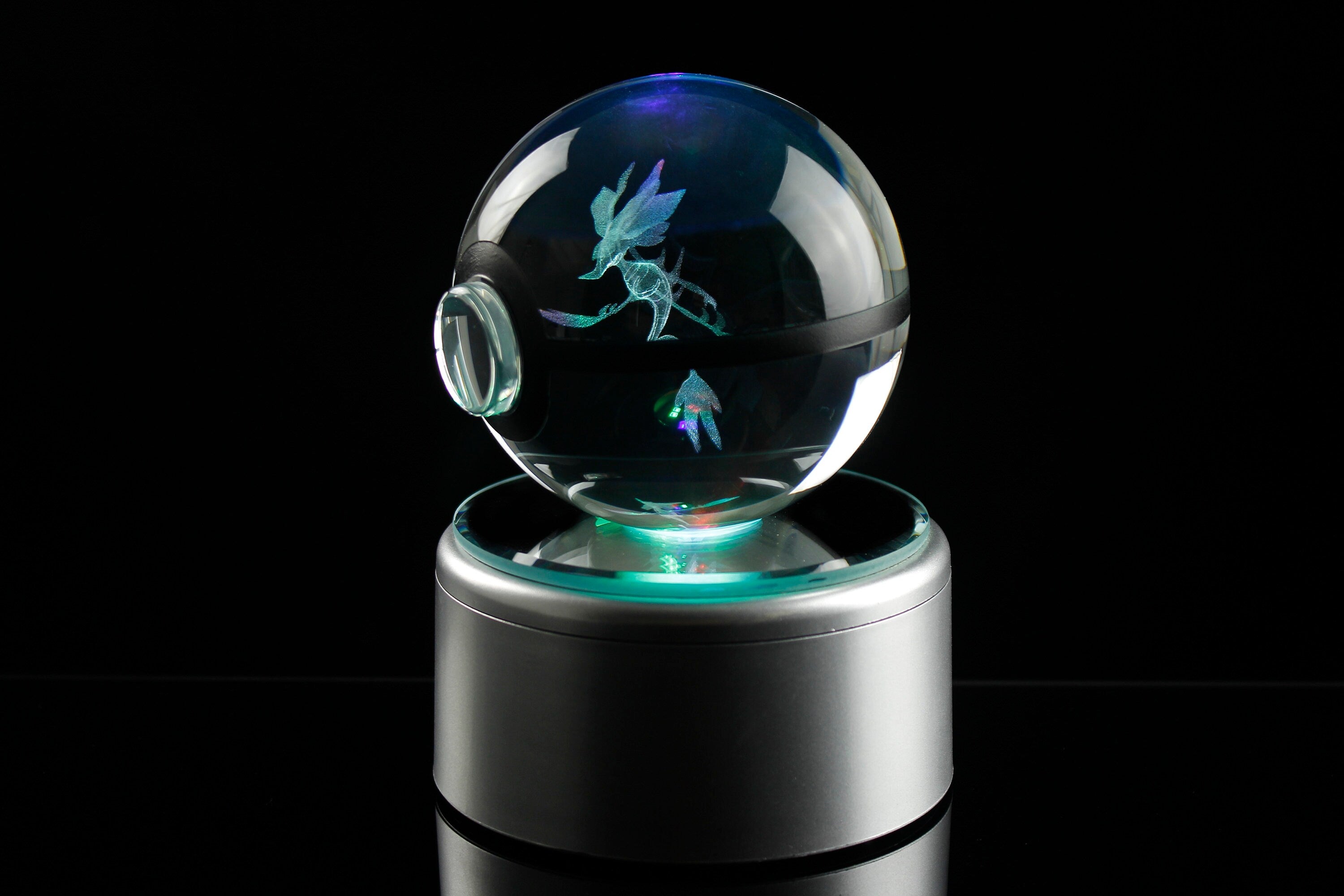 Dragalge Crystal Pokeball