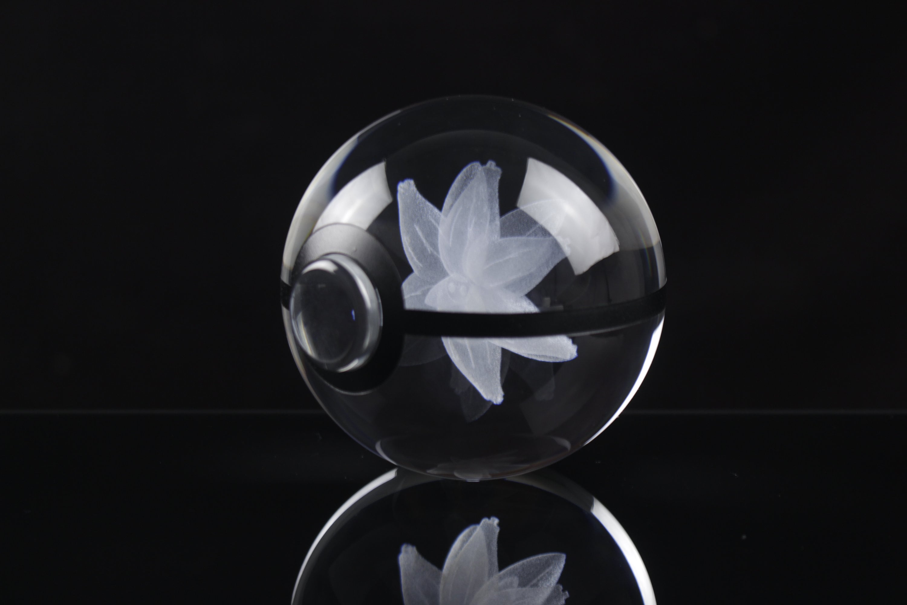 Glimmora Crystal Pokeball